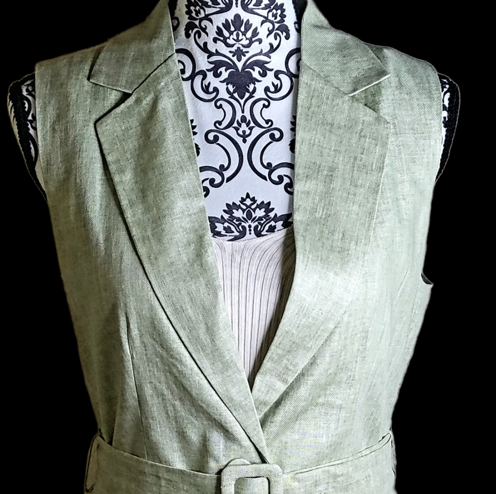 Green Linen Set Vest and short. Made in Italy